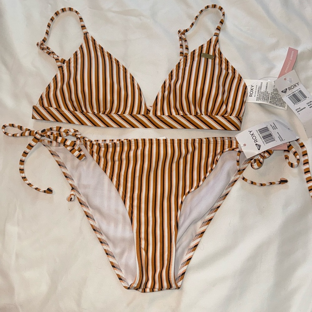 Roxy bikini set